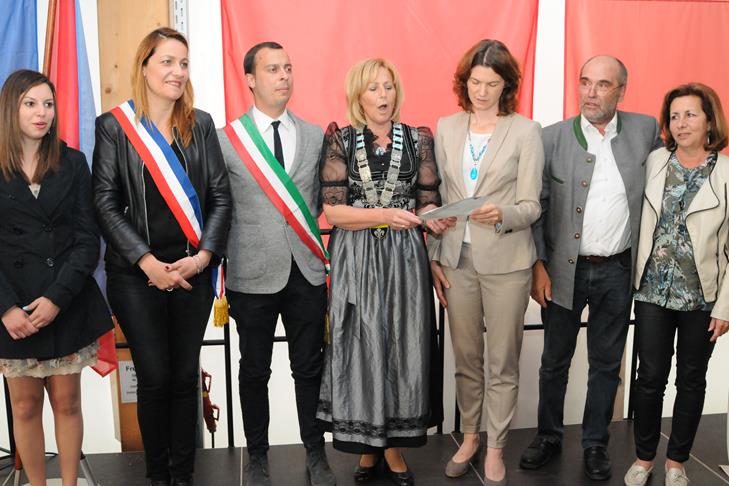 08_lje - Pentling 10 Jahre Stdtepartnerschaft Civrieux dAzergues 2015 Festakt Bild 16 (2)